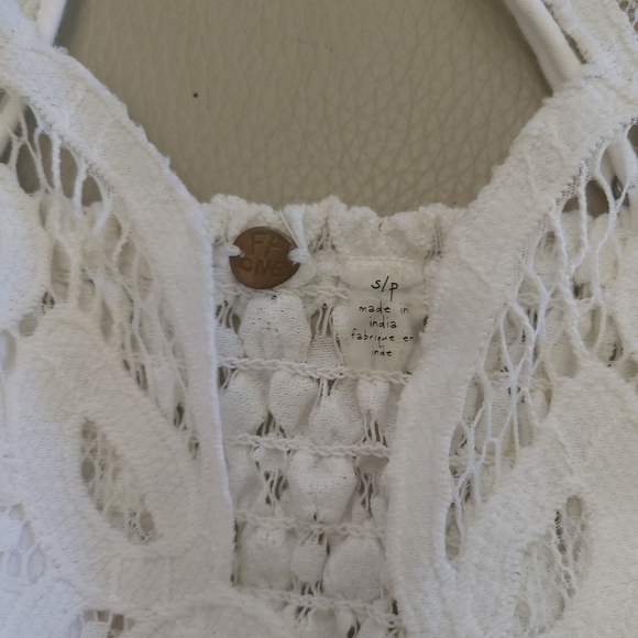 White romantic elegant lace top - Picture 4 of 11